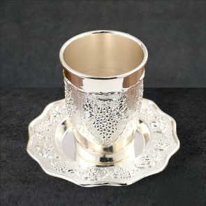 Verre de Kidouch et soucoupe 